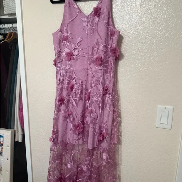 Dress the Population Lavender Floral Maxi Dress - Picture 4 of 6